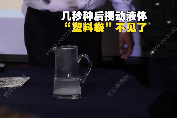 智利發(fā)明新型“塑料袋” ：可溶于水還能喝(3)