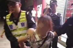 云南5歲女童失聯(lián)9小時(shí)，找到時(shí)頭發(fā)被剃光衣服被換[多圖]