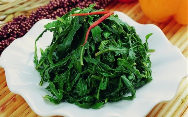 春季吃野菜有什么好處？常見野菜的功效有哪些？(1)