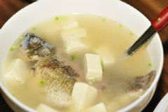 鯽魚豆腐湯如何做？鯽魚豆腐湯的做法是什么？[圖]