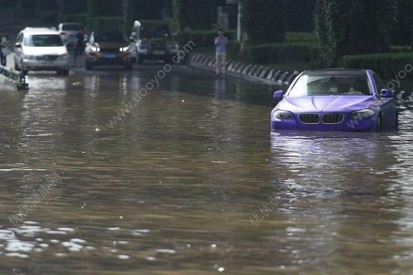 湖南兩名學生被水沖走，暴雨天氣要注意些什么？(3)