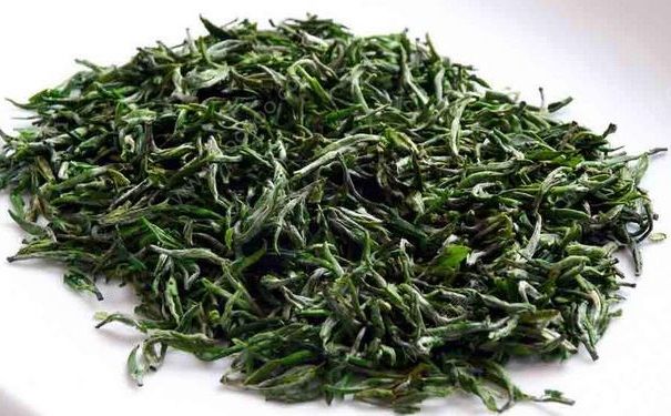 賓館房間內(nèi)茶葉過期超6年，負(fù)責(zé)人說茶葉是放在房間去味的(4)