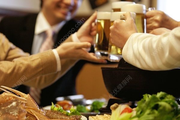 春節(jié)過(guò)年聚餐多，節(jié)日聚餐飲食要注意些什么？(4)