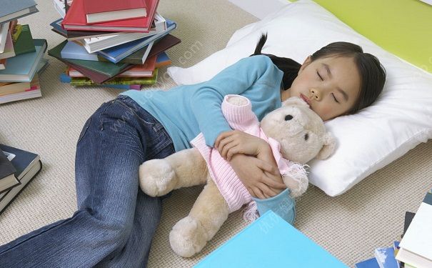 9歲女孩乳房開始發(fā)育正常嗎？9歲女孩胸部開始發(fā)育是為什么？(5)