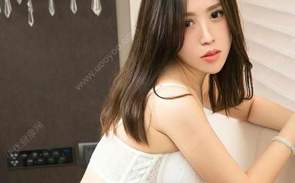 18歲女孩乳頭內(nèi)陷是怎么回事？18歲女孩乳頭內(nèi)陷怎么辦？(2)