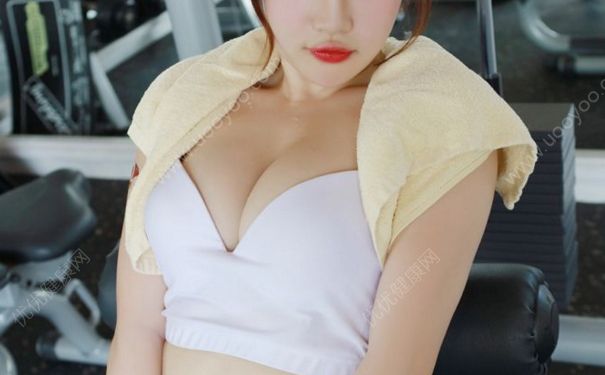 18歲女生的乳頭有多大？18歲女生的乳頭小正常嗎？(7)