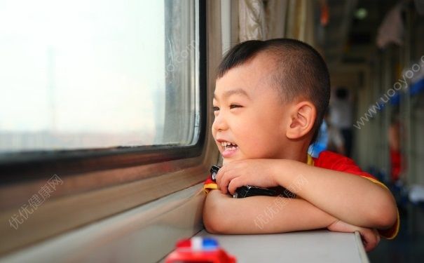 5歲男孩身高體重標準是多少？5歲男孩正常身高體重標準是多少？(1)