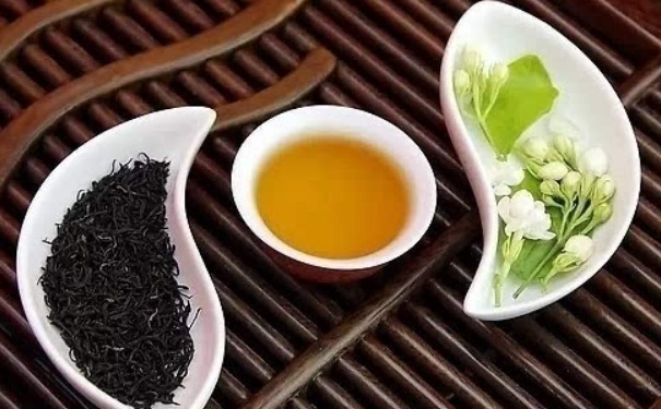 冬天喝什么茶養(yǎng)胃？冬天喝什么茶對胃好？(1)