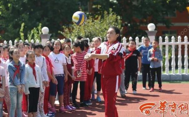 10歲女孩身高1.72米，為什么有的人長的很高？(4)