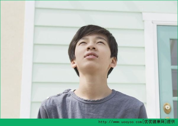 我17歲了長(zhǎng)胡子怎么辦？17歲長(zhǎng)胡子正不正常？(4)