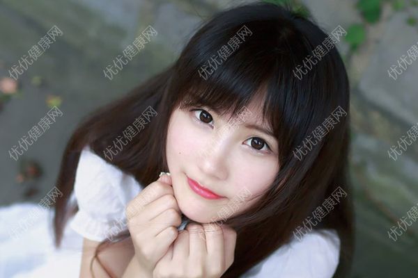 青春期女生白帶異常是怎么回事？青春期女生白帶異常怎么辦？(4)