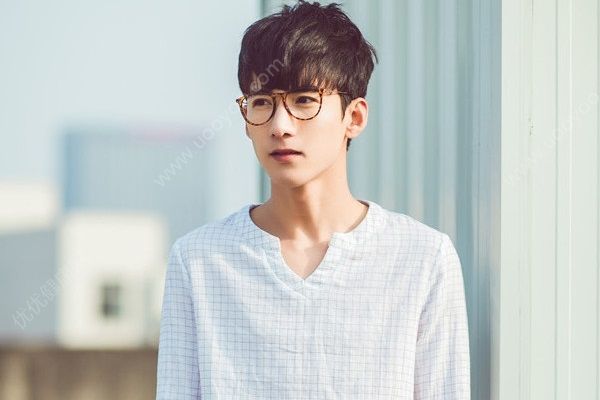 初中女生喜歡什么男生？初中女生喜歡男生的表現(xiàn)？(2)