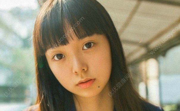 15歲女孩月經(jīng)不正常怎么辦？15歲月經(jīng)不規(guī)律是為什么？(4)