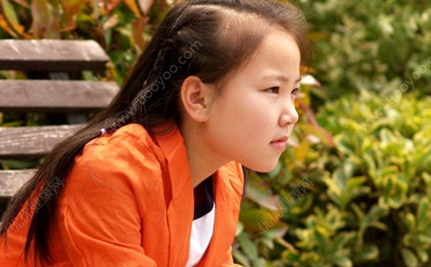 10歲女孩胸部發(fā)育正常嗎？10歲女孩胸部發(fā)育了影響長(zhǎng)高嗎？(1)