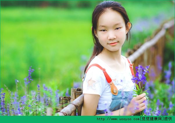 10歲女孩來月經正常嗎？10歲女孩來月經正不正常？(3)