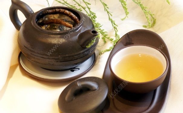 冬蟲夏草可以泡茶喝嗎？冬蟲夏草可以泡茶嗎？(2)