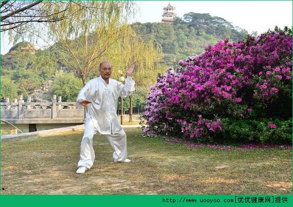 100歲的人生方式是怎樣的？100歲老人的養(yǎng)生之道(1)