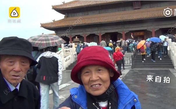 80歲金婚老人重度蜜月，全程自拍秀恩愛，晚年該怎樣享受生活？(2)