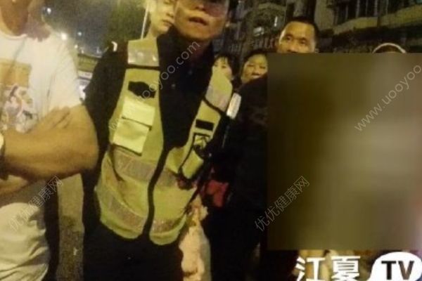 3盆小龍蝦坑慘女司機(jī)，吃蝦未飲酒卻被查出酒駕(1)