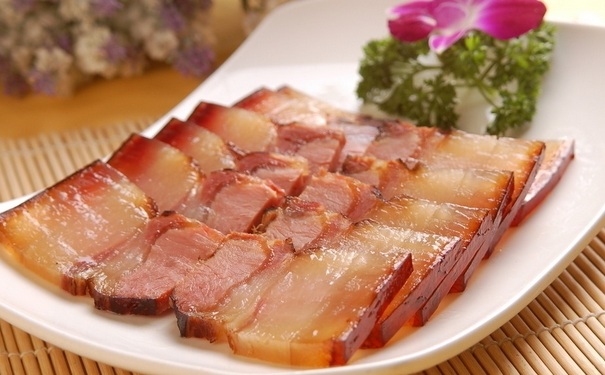 哪些食物吃了有危險(xiǎn)？哪些常見(jiàn)食物不能經(jīng)常吃？(1)