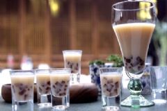 為什么奶茶不能經(jīng)常喝？奶茶對(duì)健康的危害有哪些？[圖]