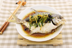 鯧魚有哪些營養(yǎng)價值？鯧魚有哪些功效？[圖]