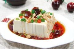 豆腐的養(yǎng)生功效有哪些？吃豆腐對(duì)健康的好處是什么？[圖]