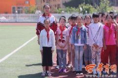 10歲女孩身高1.72米，為什么有的人長的很高？[多圖]