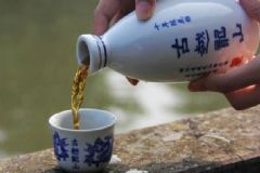 黃酒有什么營養(yǎng)功效？喝黃酒有什么好處？[圖]