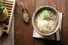 秋季養(yǎng)肺多吃哪些食物？秋季吃什么食物可以養(yǎng)肺潤肺？[圖]