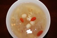 老年人養(yǎng)生的食譜有哪些？老年人吃什么食物養(yǎng)生呢？[圖]