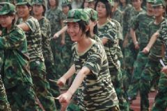 軍訓(xùn)期間能敷面膜嗎？軍訓(xùn)期間如何護(hù)膚？[多圖]