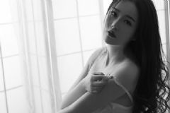 18歲女孩胸部一大一小正常嗎？18歲女生胸一大一小怎么辦？[多圖]