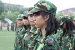 女生軍訓(xùn)需要準(zhǔn)備什么？女生軍訓(xùn)必備物品[多圖]