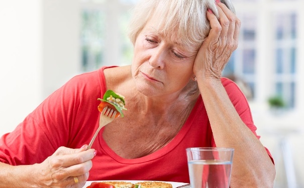 老人吃什么食物降血脂？老人血脂偏高吃什么食物好？(1)