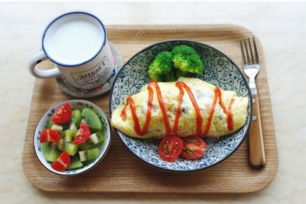 韓式蛋包飯怎么做？韓國蛋包飯的正宗做法(4)