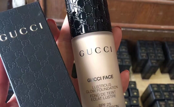 gucci絲緞啞光粉底液多少錢？古馳啞光粉底液專柜價格(1)