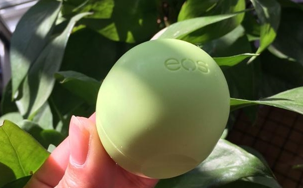 eos潤(rùn)唇球多少錢？eos唇膏正版價(jià)格(1)