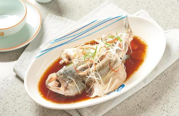 鱸魚(yú)刺多嗎？鱸魚(yú)籽可以和鱸魚(yú)一起蒸嗎？